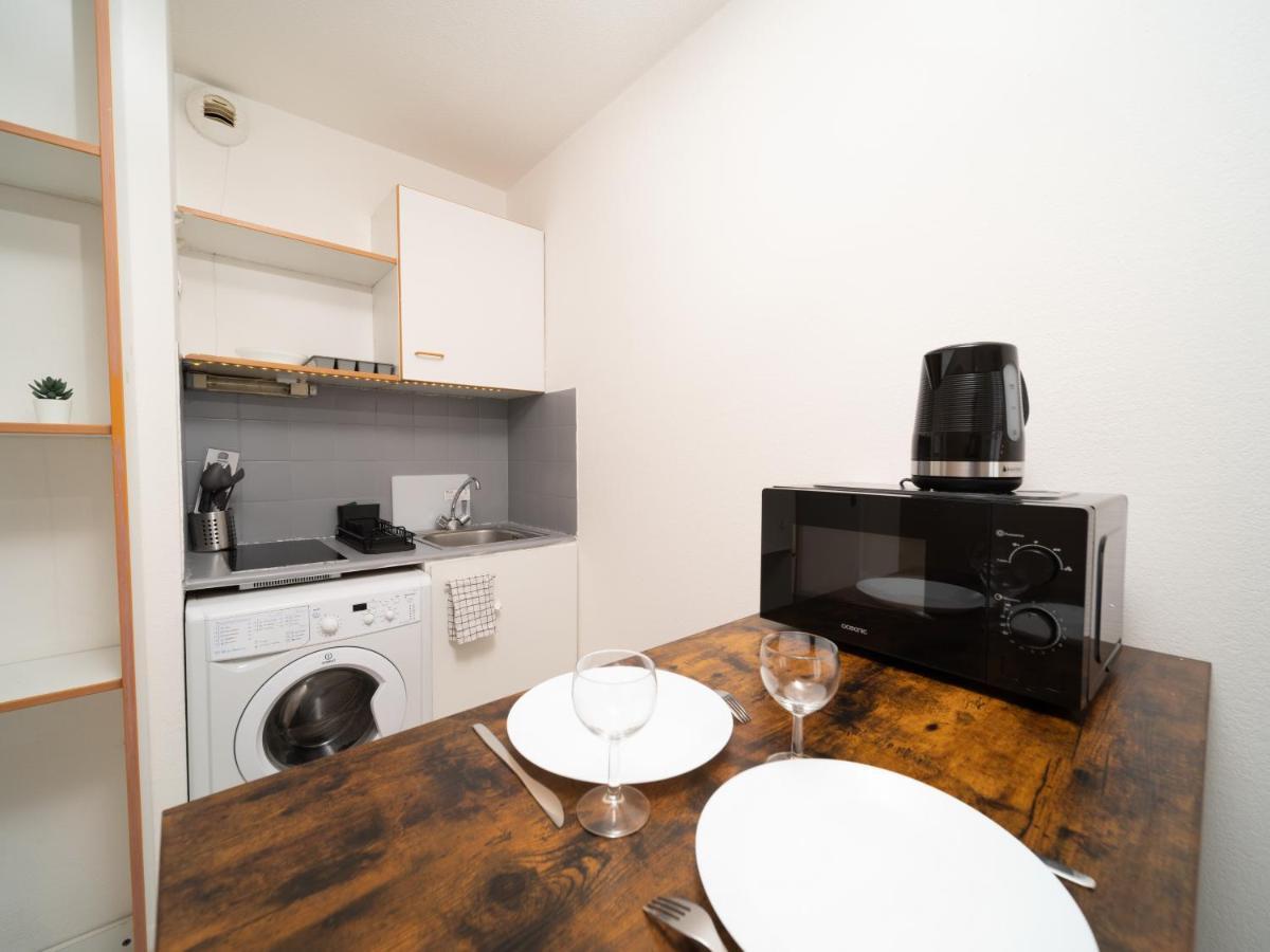Appartement Climatise Avec Parking A 6Min A Pied De La Gare St Charles Marseilles Buitenkant foto