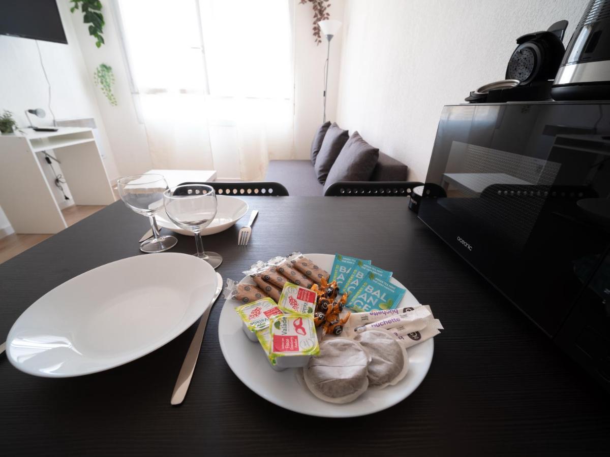 Appartement Climatise Avec Parking A 6Min A Pied De La Gare St Charles Marseilles Buitenkant foto